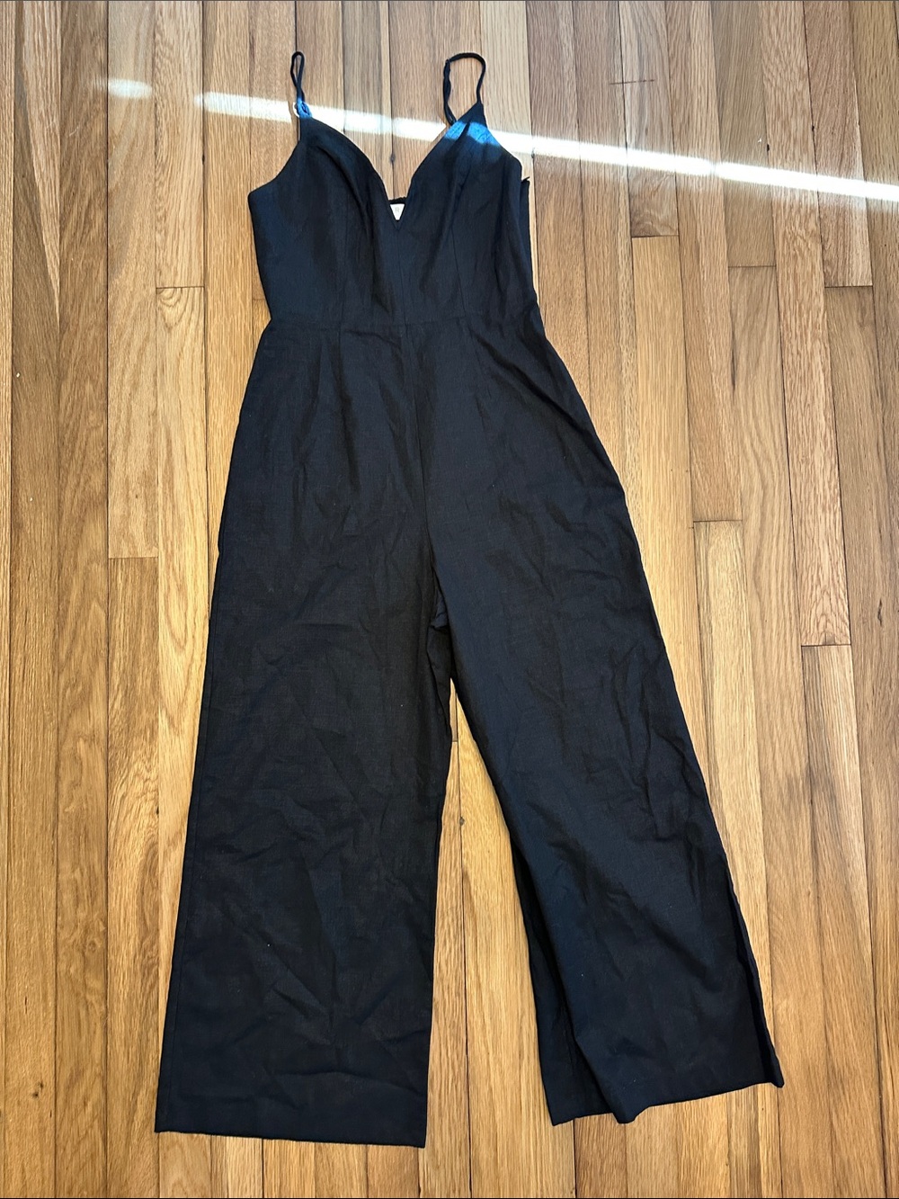 Astr Black V-Neck Spaghetti-Strap Wide-Leg Jumpsuit